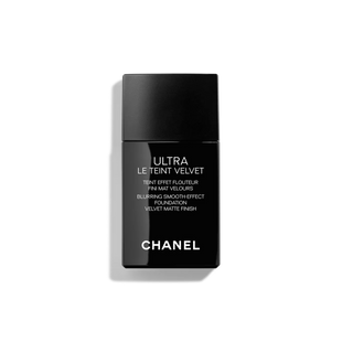 CHANEL Ultra Le Teint Velvet ST1235 фото