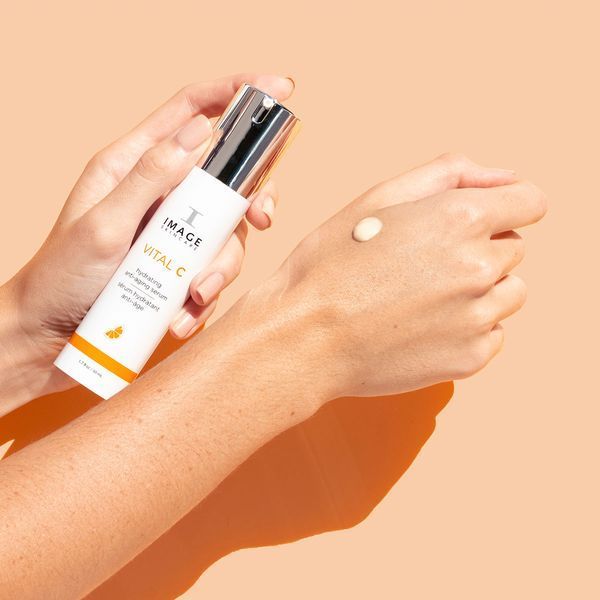 Image Skincare Vital C Hydrating Anti-Aging Serum V-101  фото